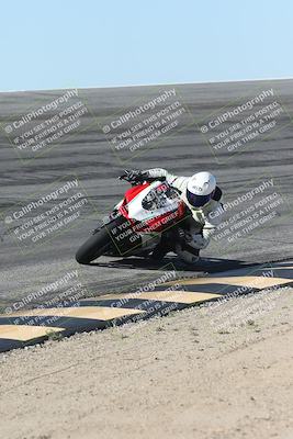 media/Oct-13-2025-Moto Forza (Mon) [[a66d839500]]/2-A Group/Session 2 (Bowl)/